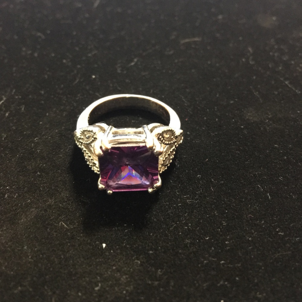 Faux amethyst & silver costume ring size 8